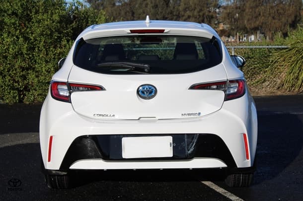 2020 Toyota Corolla Hatch Hybrid Ascent Sport image 8