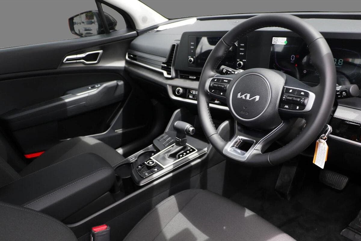 2025 Kia Sportage S Auto FWD MY25 image 5