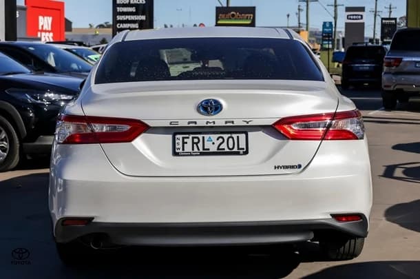 2020 Toyota CAMRY HYBRID Ascent image 6