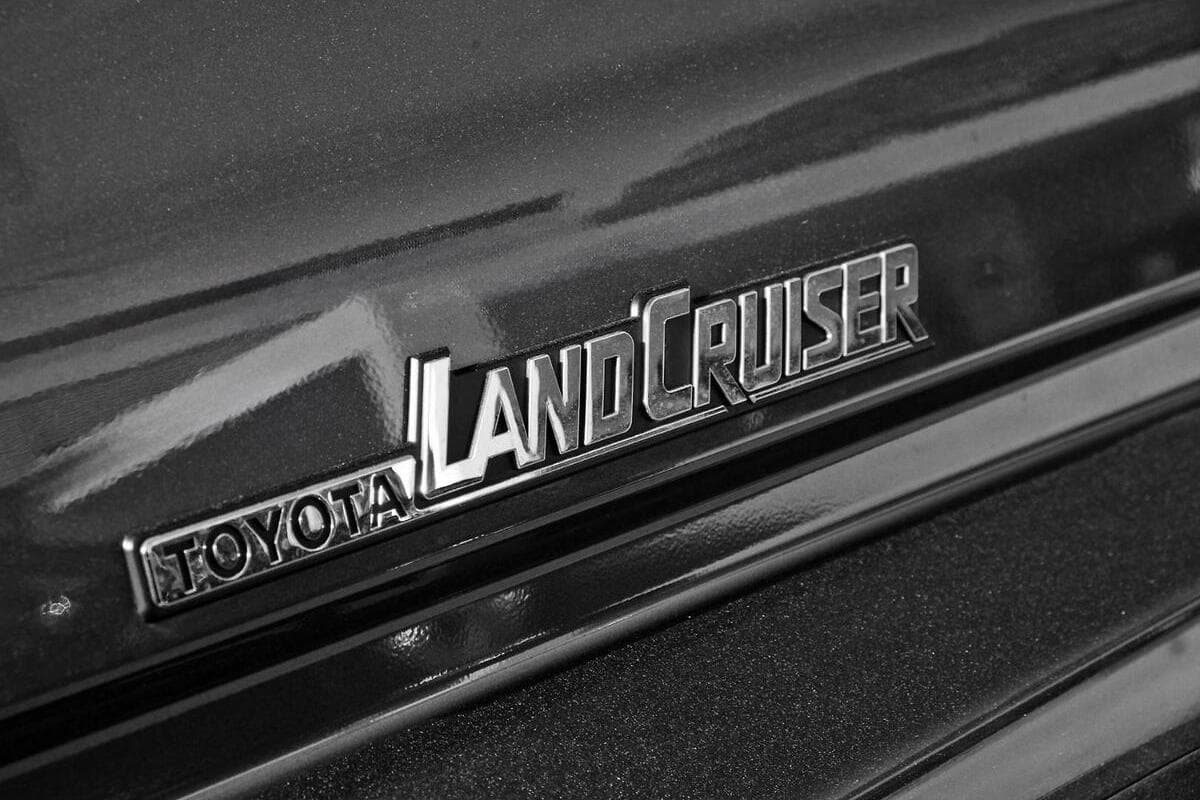 2024 Toyota Landcruiser GXL Manual 4x4 image 9