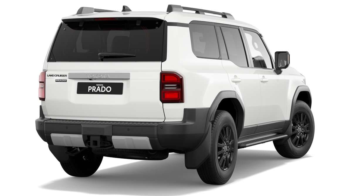2025 Toyota Prado GXL Turbo-diesel image 3