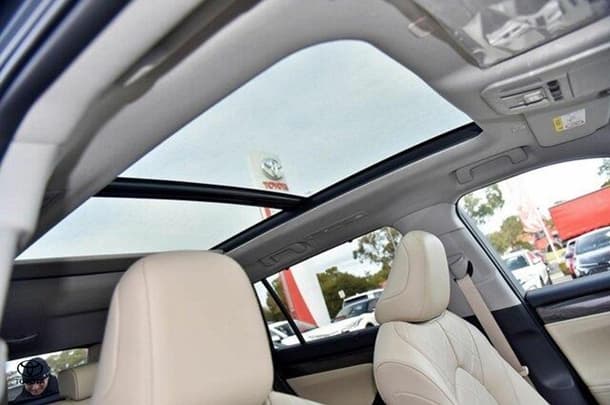 2023 Toyota Kluger Hybrid AWD GRANDE image 12