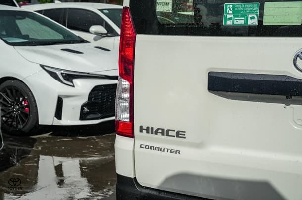 2025 Toyota HIACE SLWB image 6