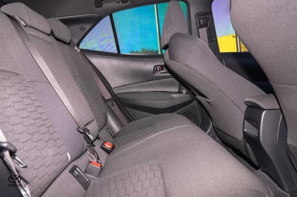 2024 Toyota Corolla Hatch Hybrid Ascent Sport image 8