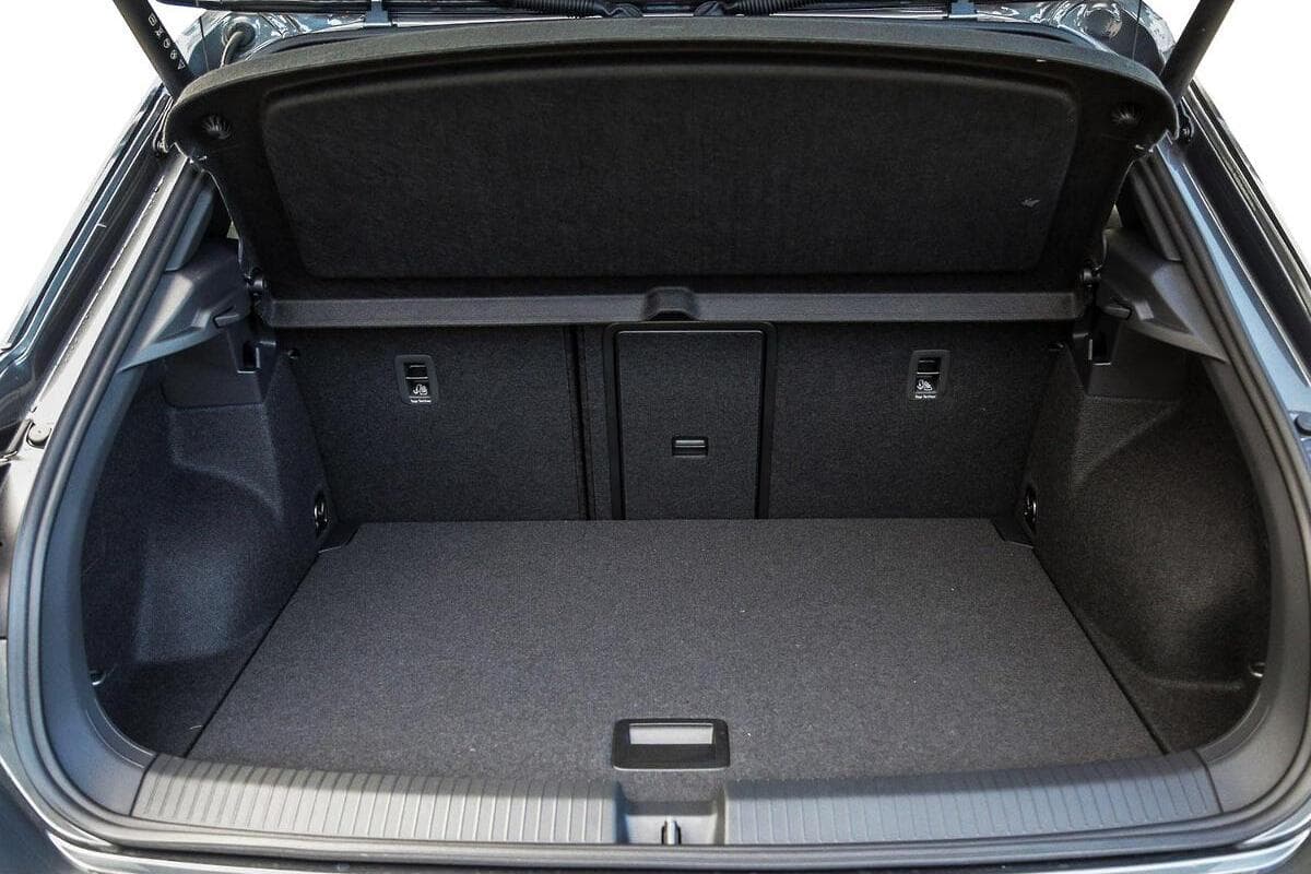 2024 Volkswagen T-Roc 140TSI R-Line D11 Auto 4MOTION MY24 image 8