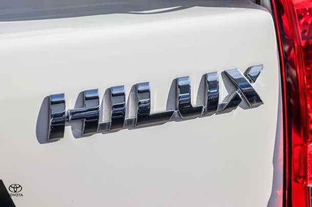 2024 Toyota HILUX SR image 16