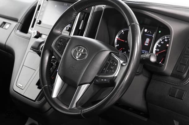 2022 Toyota Granvia Standard image 20