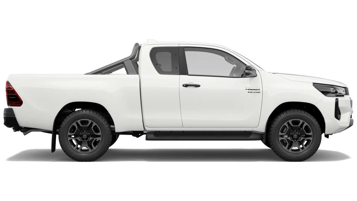 2024 Toyota HiLux 4x4 SR5 Extra-Cab Pick-up image 2