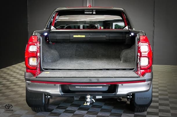 2024 Toyota Hilux 4x4 Rogue image 26