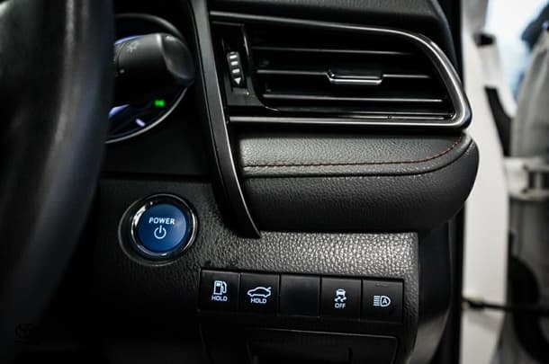 2020 Toyota Camry Hybrid Ascent image 16