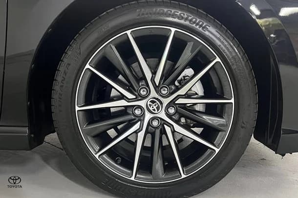 2021 Toyota Camry Hybrid SL image 5