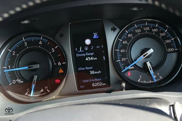 2024 Toyota Hilux 4x4 Rogue image 11