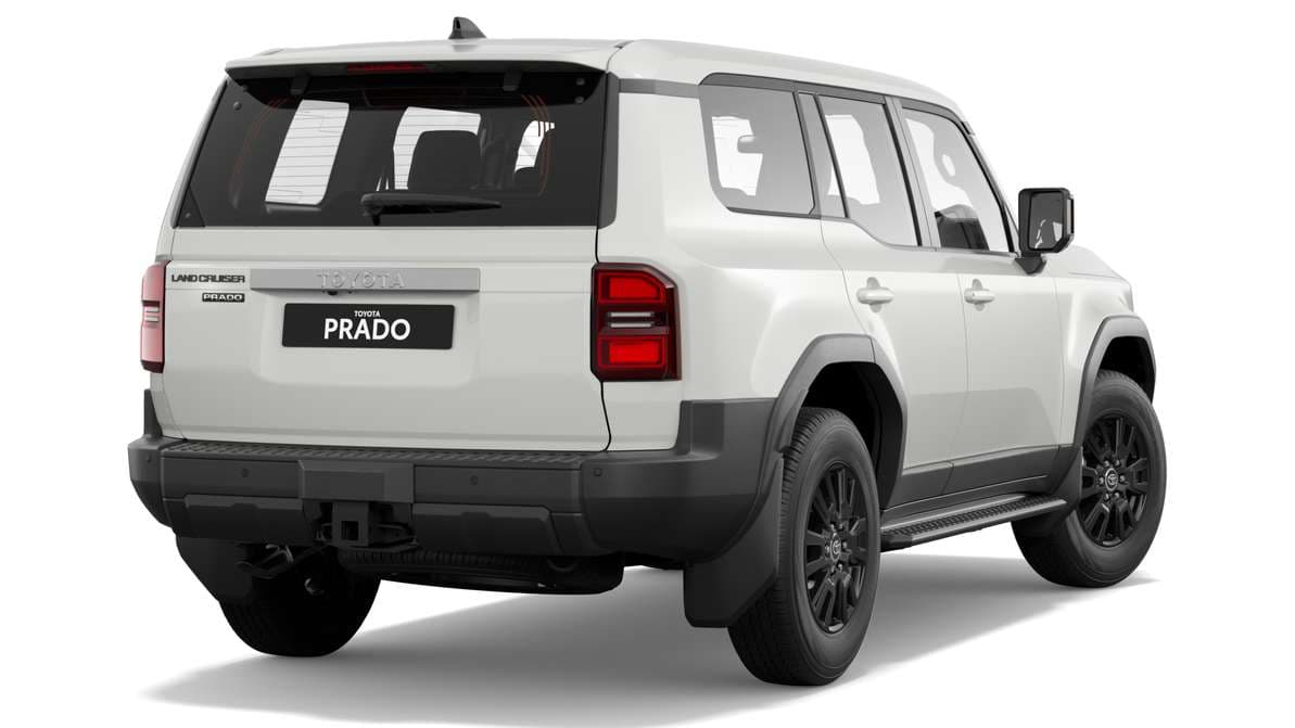 2025 Toyota Prado GX Turbo-diesel image 3