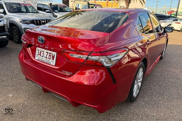 2019 Toyota Camry Hybrid Ascent Sport image 11