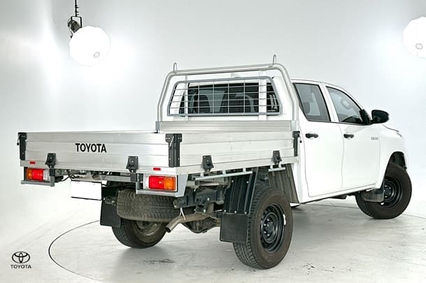 2024 Toyota Hilux Workmate image 9