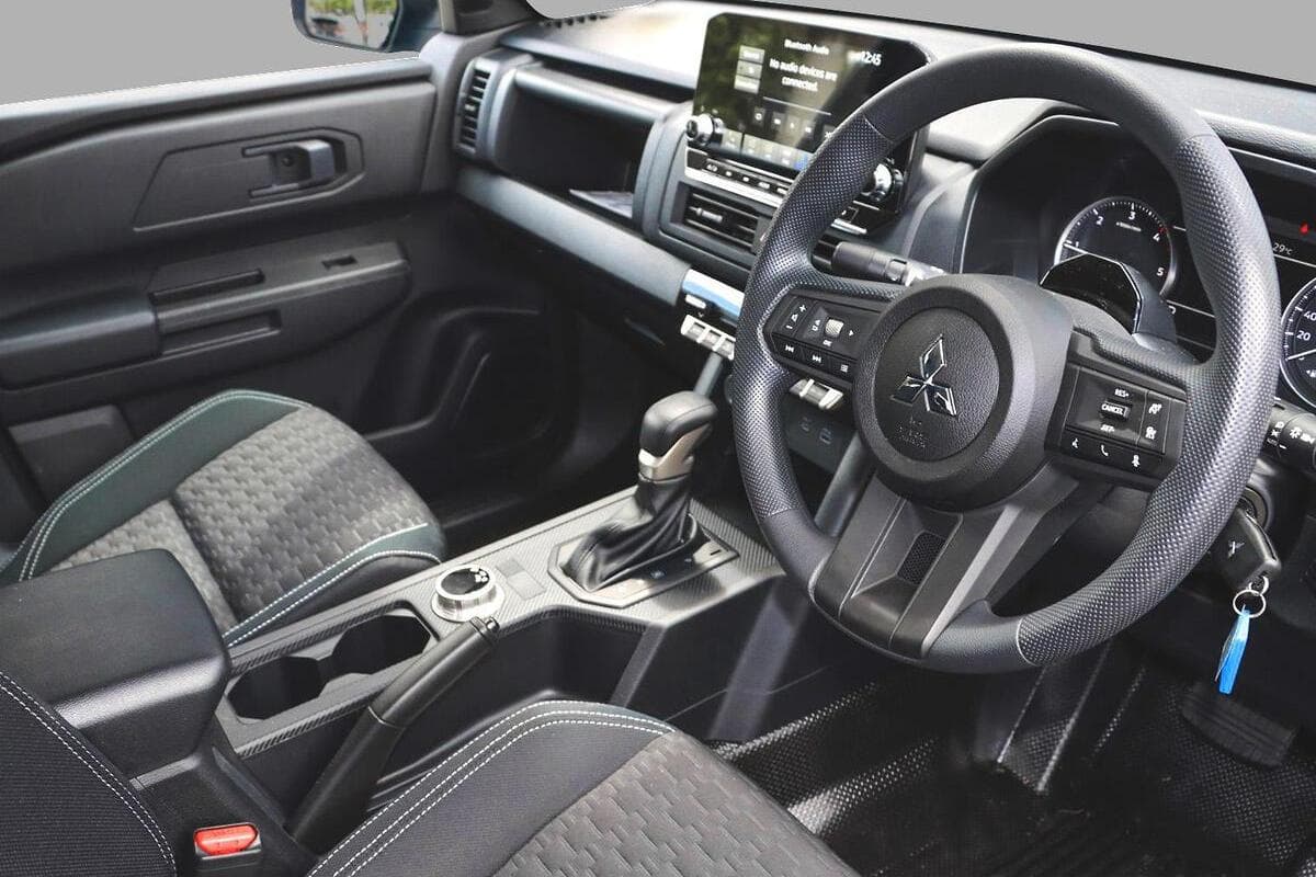 2025 Mitsubishi Triton GLX+ MV Auto 4X4 MY25 Double Cab image 6