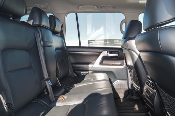 2021 Toyota Landcruiser VX image 9