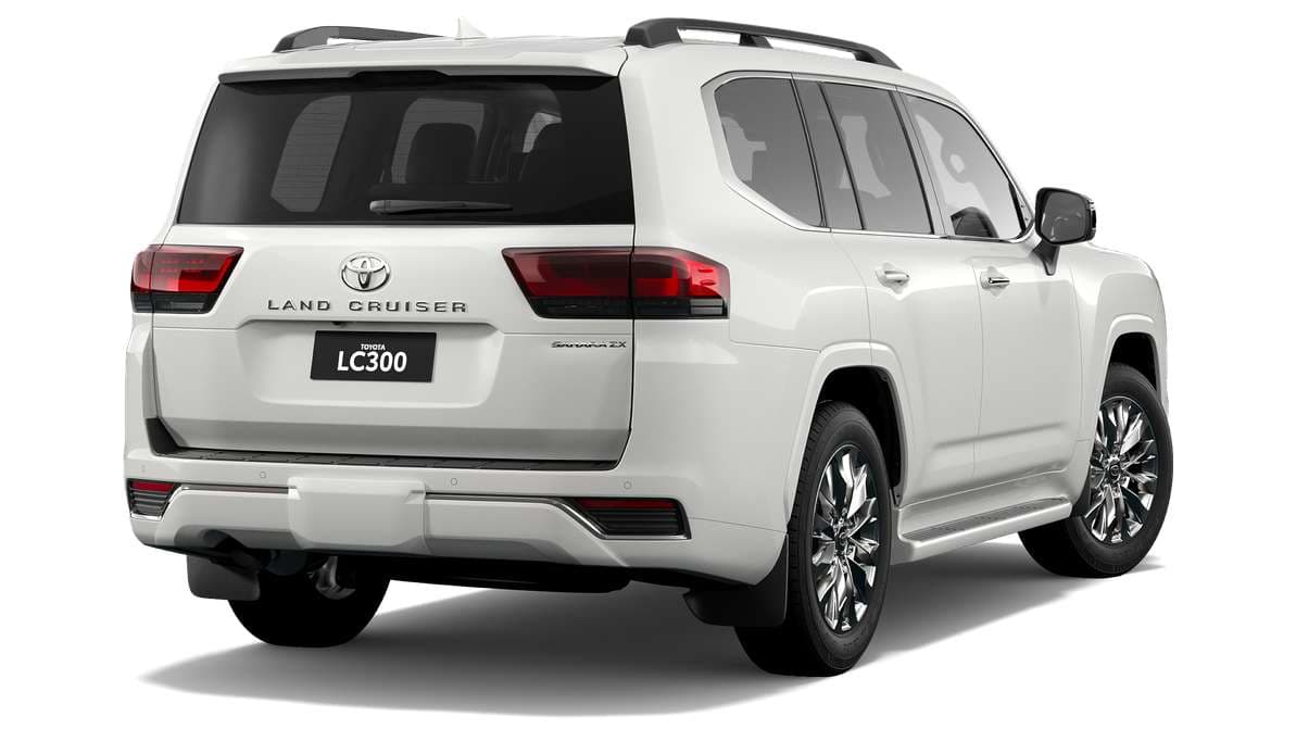 2025 Toyota LandCruiser 300 Sahara ZX Automatic image 3
