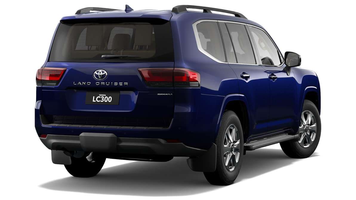 2024 Toyota LandCruiser 300 Sahara image 3