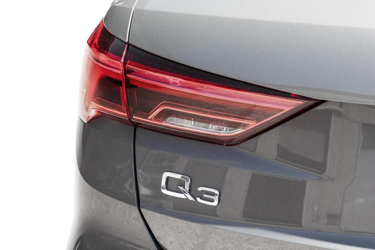2025 Audi Q3 40 TFSI S Line Auto quattro MY25 image 17