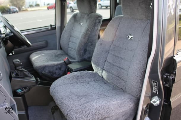 2024 Toyota LC Military GXL image 29
