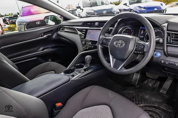 2019 Toyota CAMRY HYBRID Ascent image 7