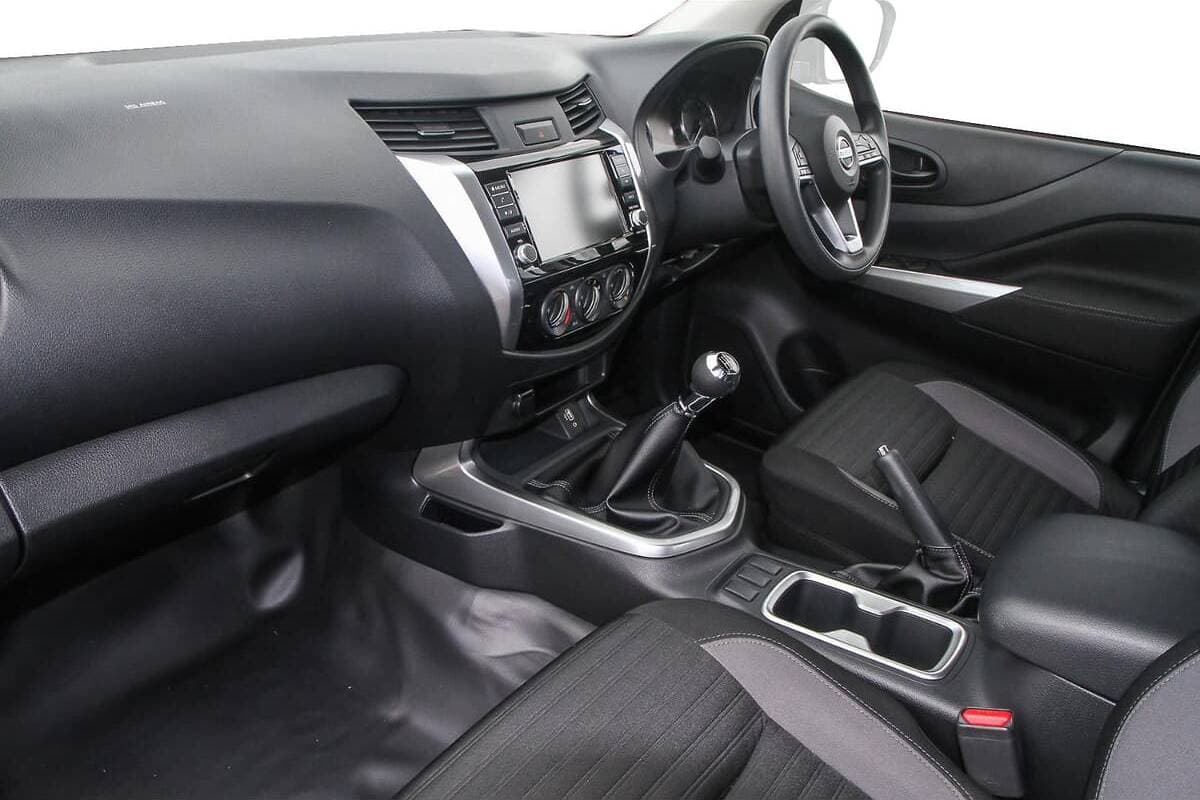 2025 Nissan Navara SL D23 Manual 4x2 MY24 Dual Cab image 8