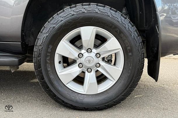 2021 Toyota Prado GXL image 20