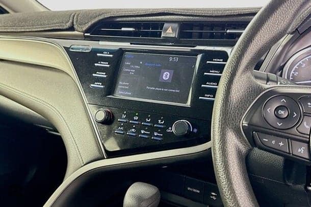 2019 Toyota Camry Ascent image 12