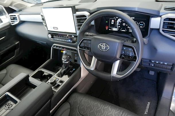 2023 Toyota Tundra Limited image 8