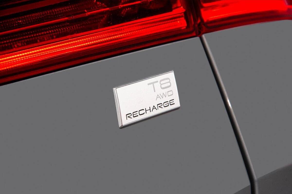 2025 Volvo XC60 Plus T8 Plug-In Hybrid Auto AWD MY25 image 12