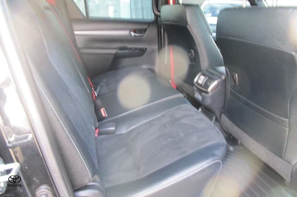 2024 Toyota Hilux GR-S image 12