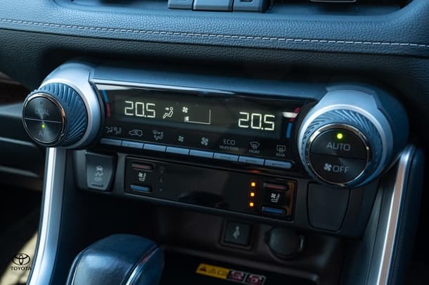 2022 TOYOTA RAV4 Hybrid Cruiser-AWD image 14