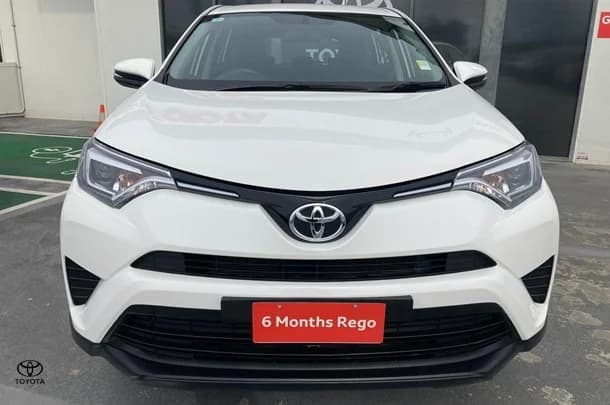 2016 Toyota RAV4 GX-2WD image 4