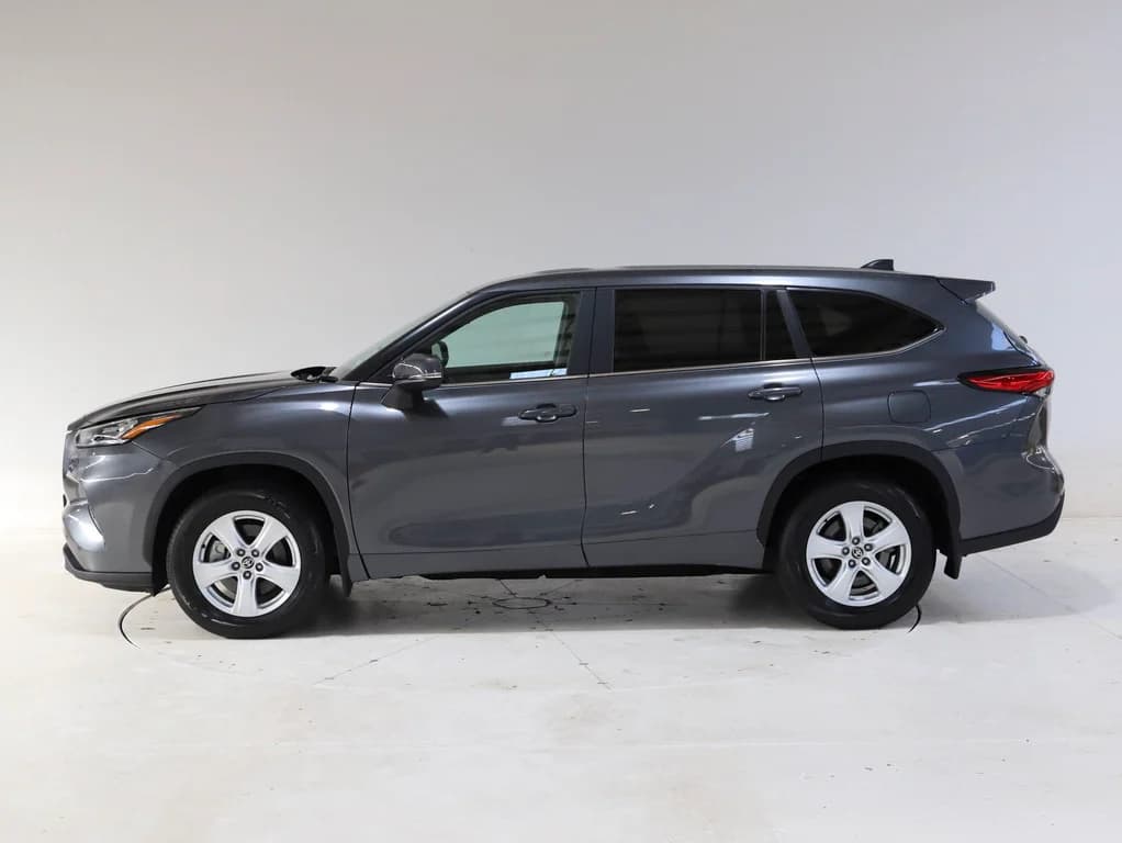 2023 Toyota Kluger GX-2WD image 4