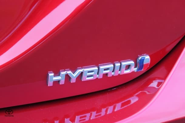 2023 Toyota Camry Hybrid SL image 14