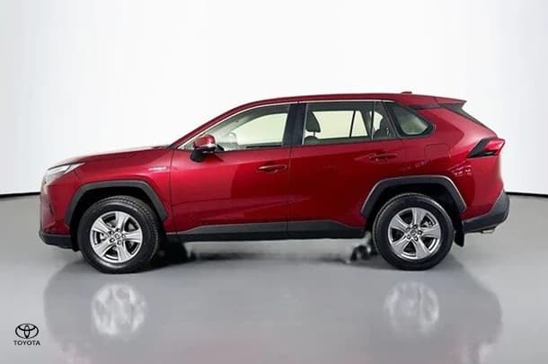2023 Toyota Rav4 Hybrid GX image 5
