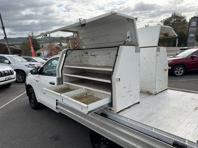 2019 Toyota Hilux Workmate image 18