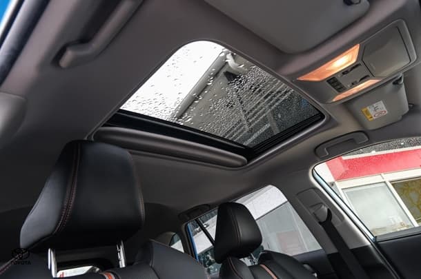 2019 Toyota RAV4 Edge AWD image 16