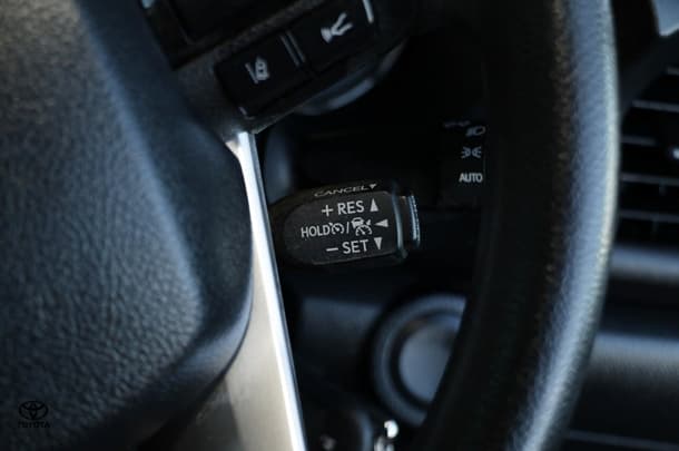 2022 Toyota Hilux 4x2 Workmate image 14