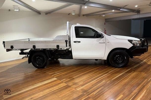 2024 Toyota Hilux Workmate image 11
