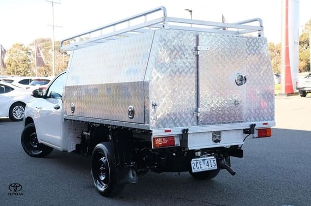 2021 Toyota Hilux 4x2 Workmate image 2
