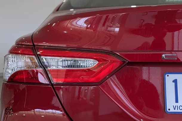 2019 Toyota Camry Ascent image 14
