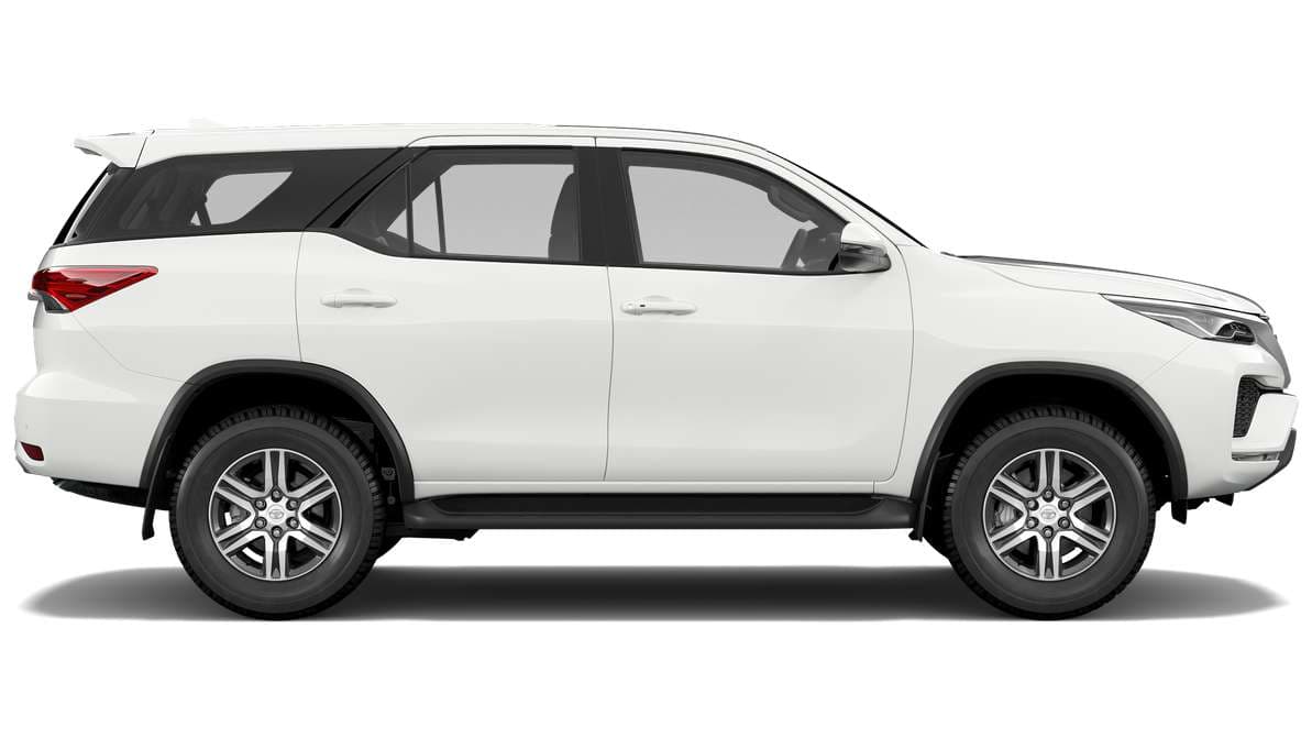 2024 Toyota Fortuner GX Automatic image 2