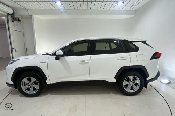 2021 Toyota Rav4 Hybrid GX AWD image 12