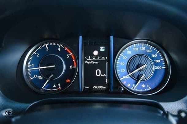 2023 Toyota Fortuner GXL image 16