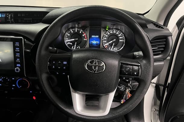 2024 Toyota Hilux Workmate image 17