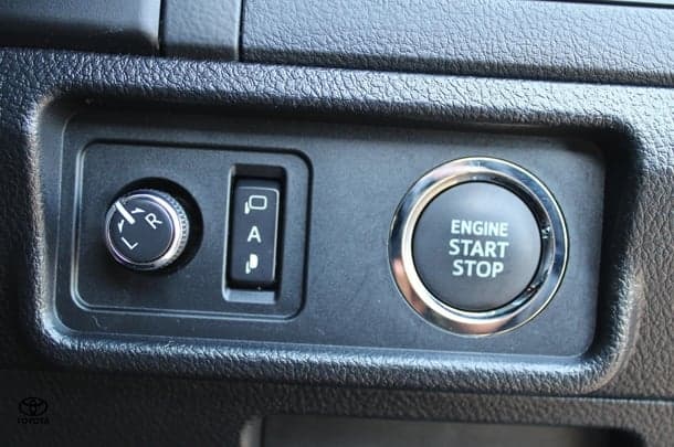 2022 Toyota Prado GXL image 30