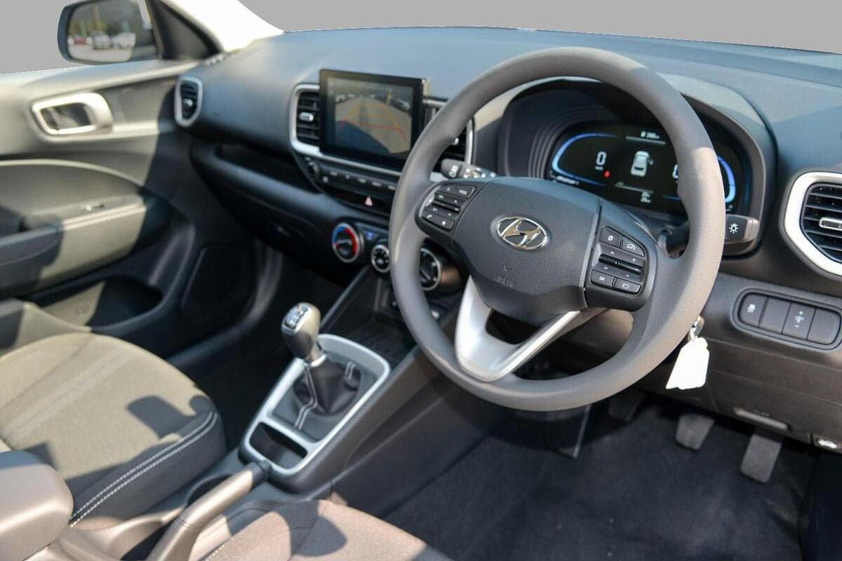 2024 Hyundai Venue Manual MY24 image 6