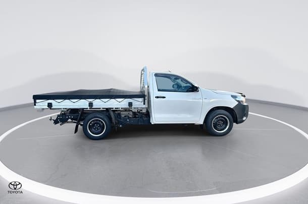 2021 Toyota Hilux Workmate image 9